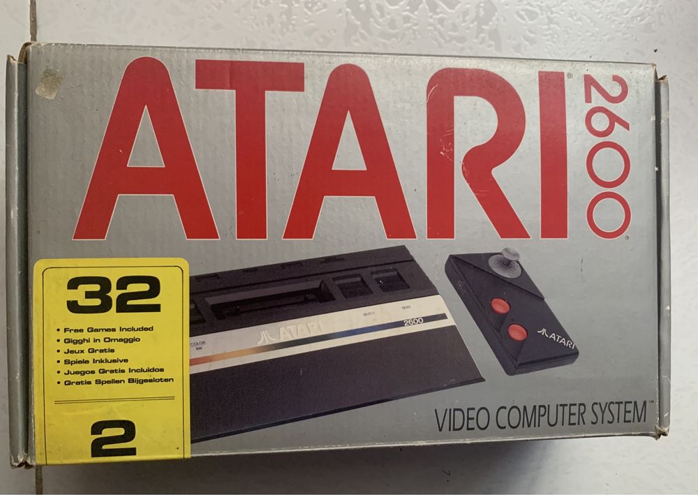 Atari 2600 Nova na Caixa + 2 Jogos Clássicos - Coleção Impecável!