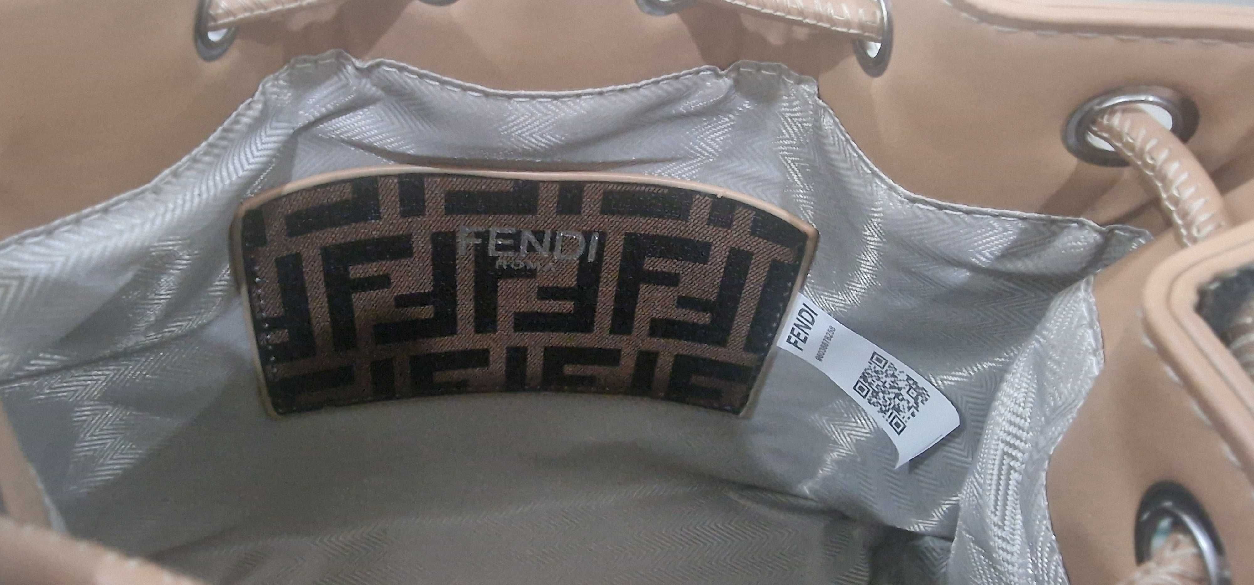 Mala Fendi bege e castanha