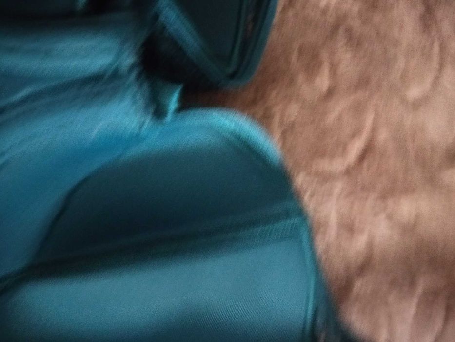 FEMILET-śliczny biustonosz 90C