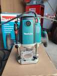 Frezarka górnowrzecionowa Makita RP2301FCX 2100W