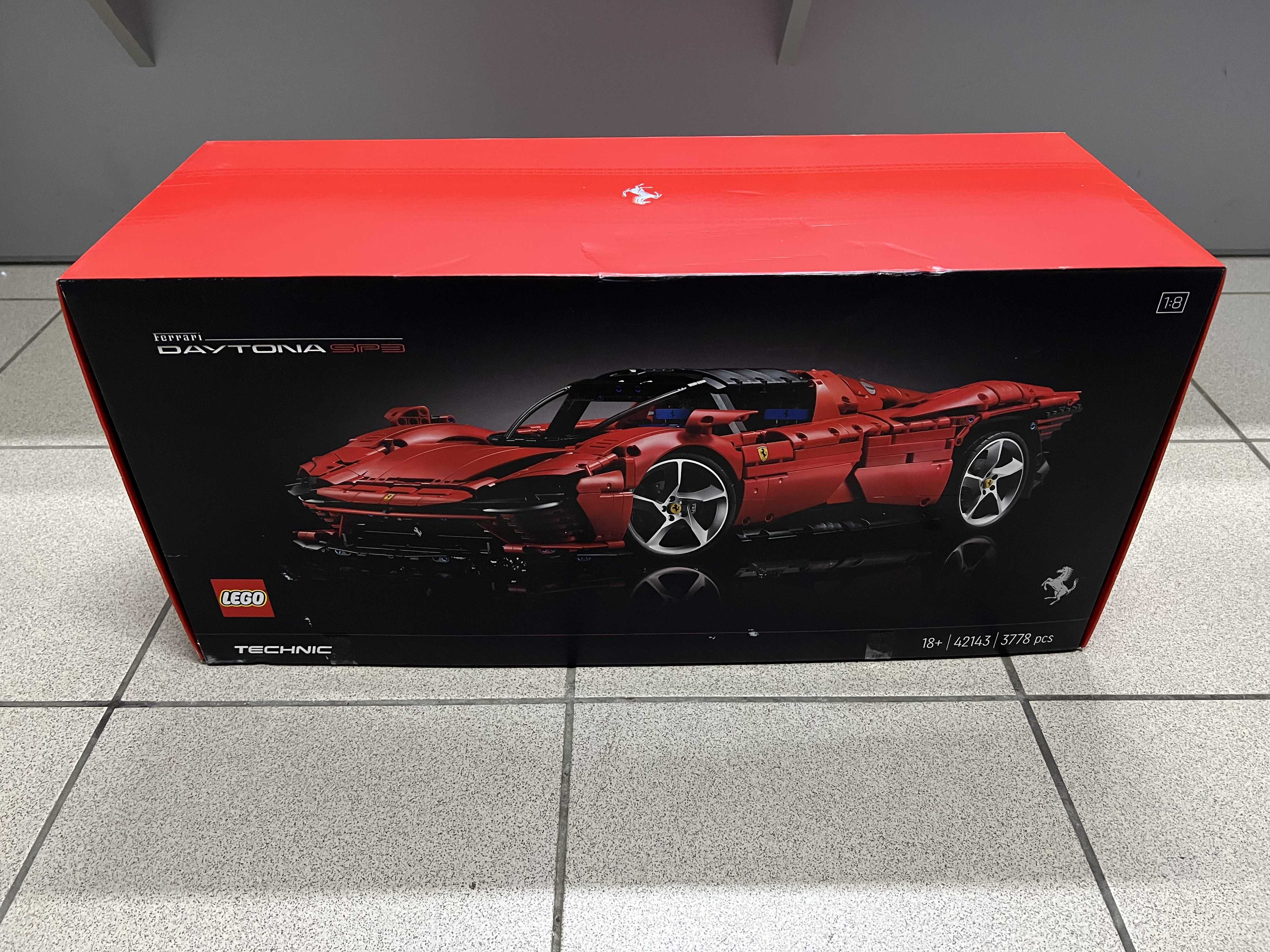 LEGO Technic - Ferrari Daytona SP3(42143) НОВЫЙ!