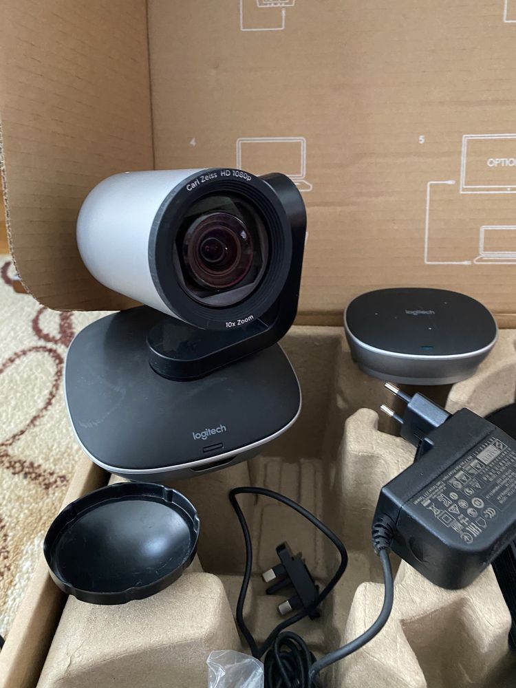Web-камера LOGITECH Group