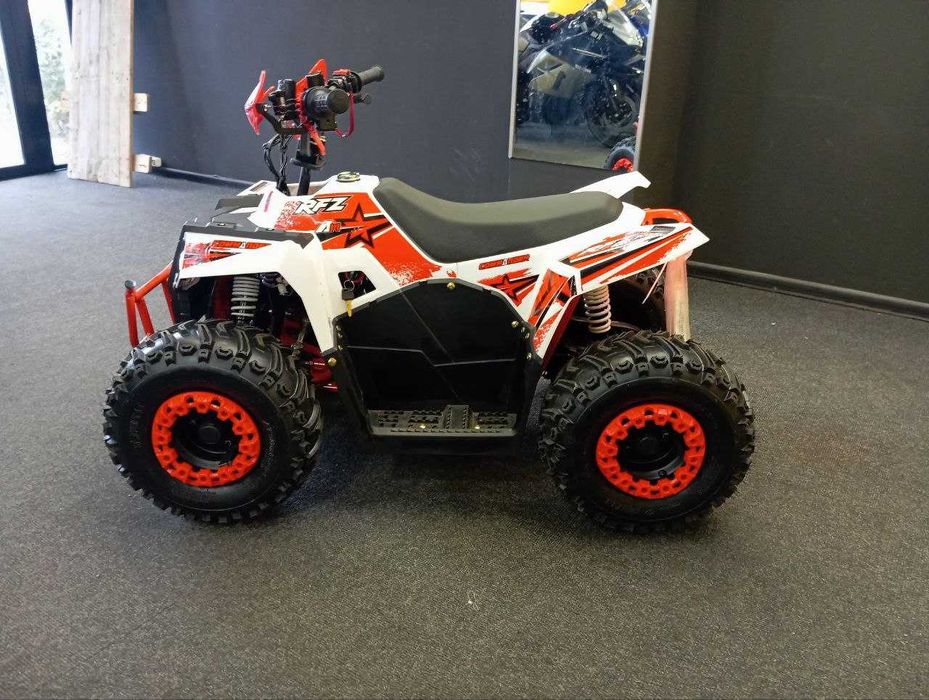 Квадроцикл Apollo Commander E1000