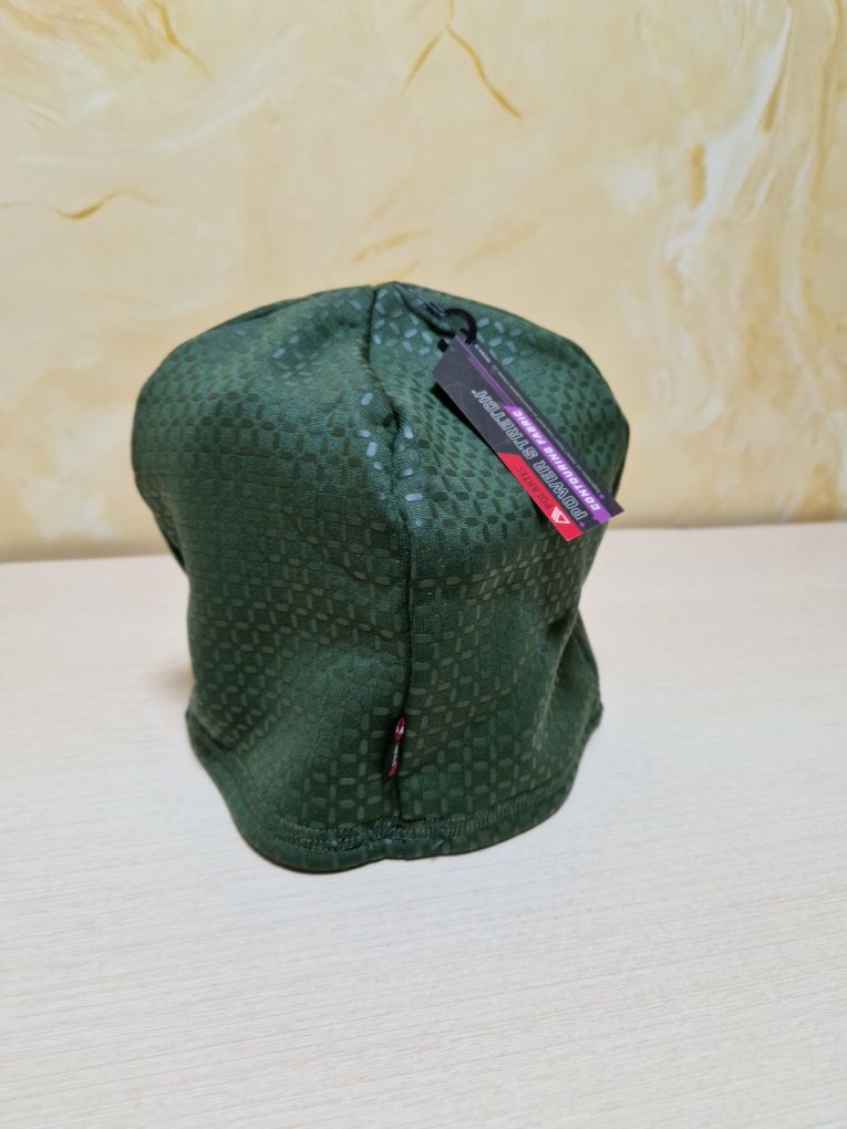 Шапка Haglofs нова