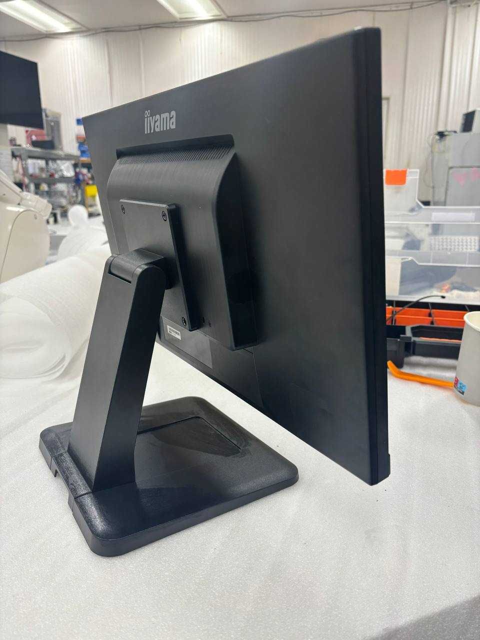 Monitor dotykowy iiyama 21,5" ProLite T2252MSC-B1