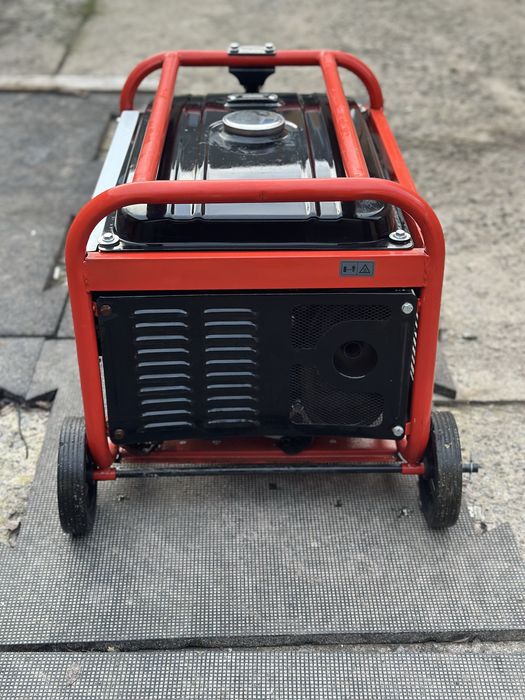 Генератор Herkules 3500 es, газовий карбюратор