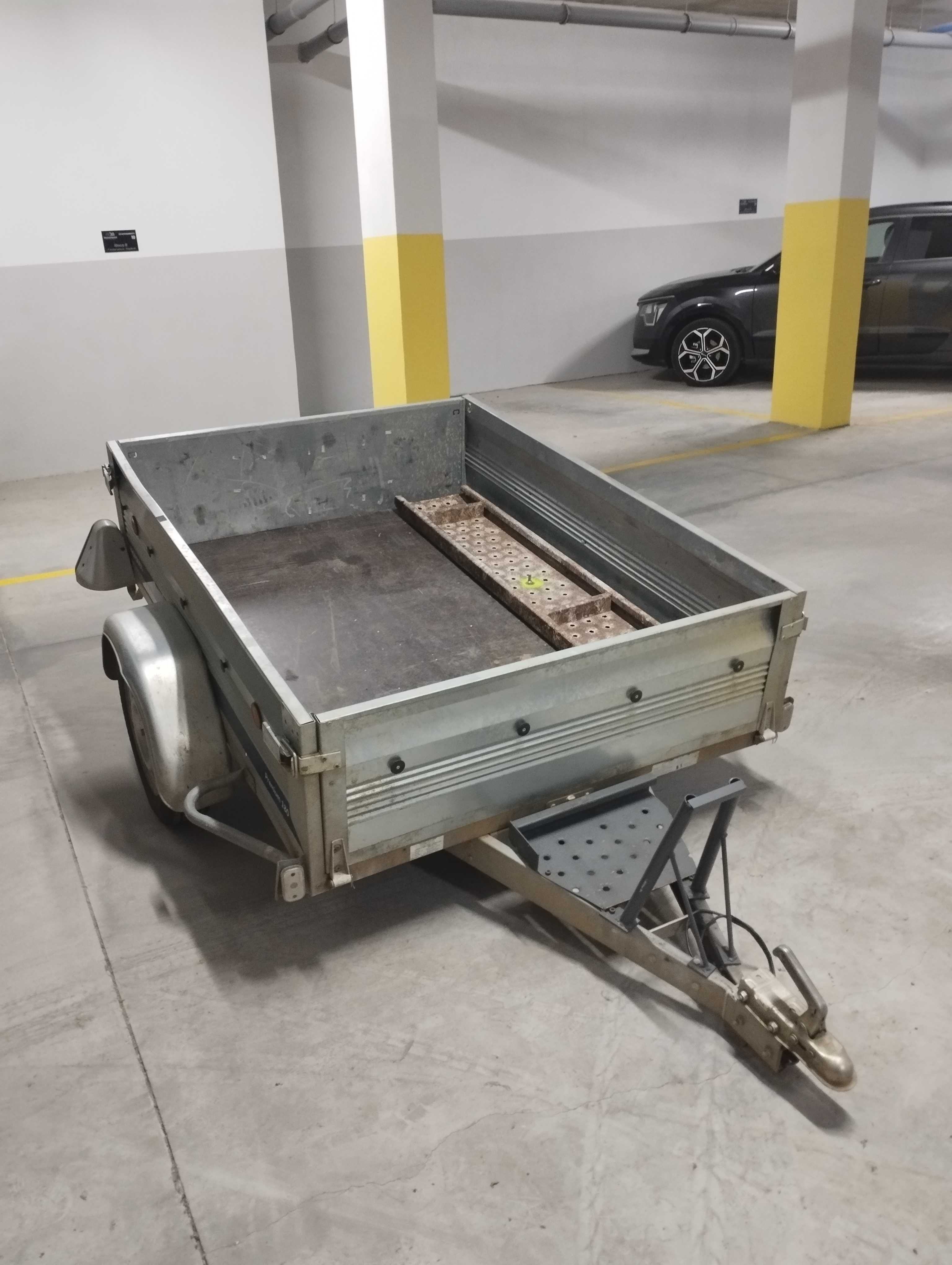 Reboque Norauto premium 180