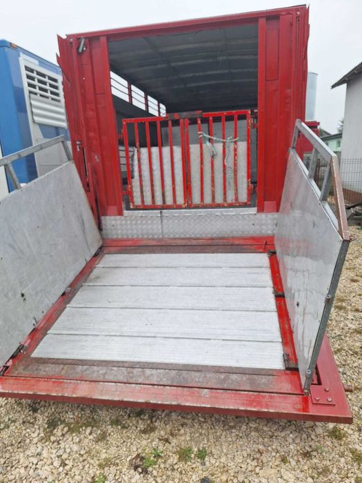 Mercedes Atego 1523 do przewozu zwierzat