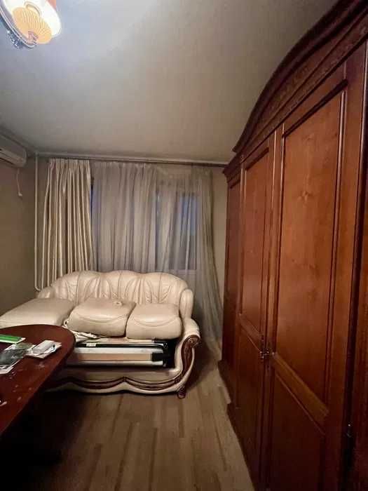 Продаю 4-к  Героев Труда, метро Салтовская, 522 микр-н
