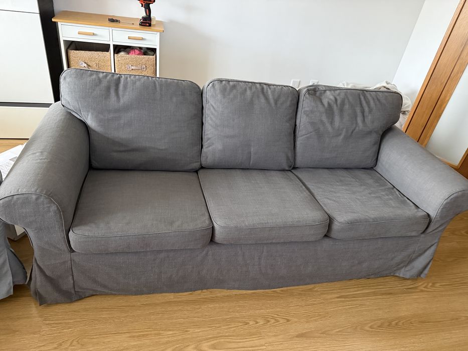 Vendo Sofá 3 Lugares