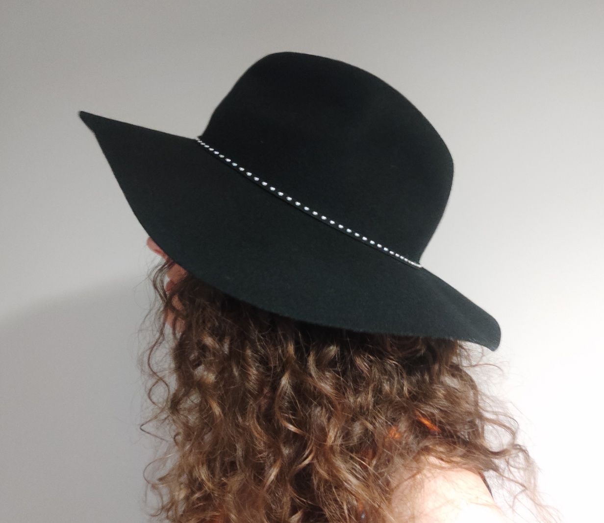 Wełniany kapelusz Reserved 100% wełna