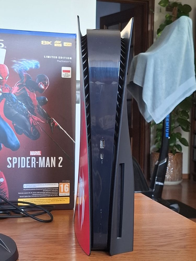 Konsola PlayStation 5 PS5 Spiderman limited edition