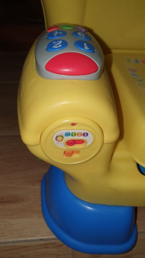 Fisher Price Centrum zabawy Fotelik Malucha interaktywna edukacyjna