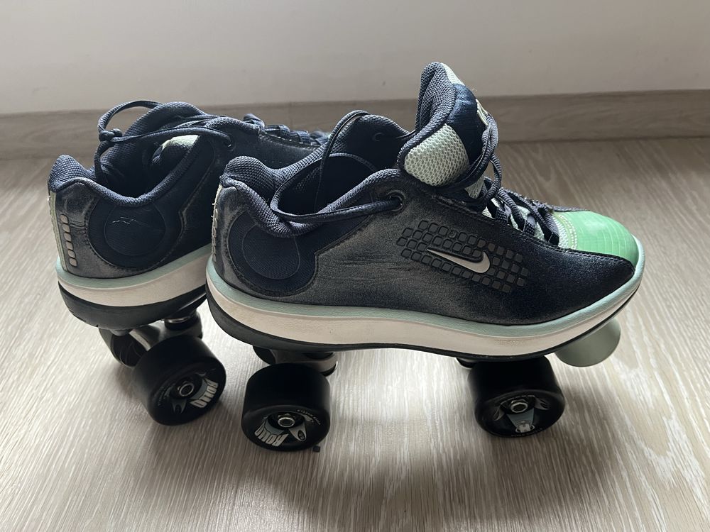 Wrotki NIKE rozm. 40,5, 26 cm uk 7