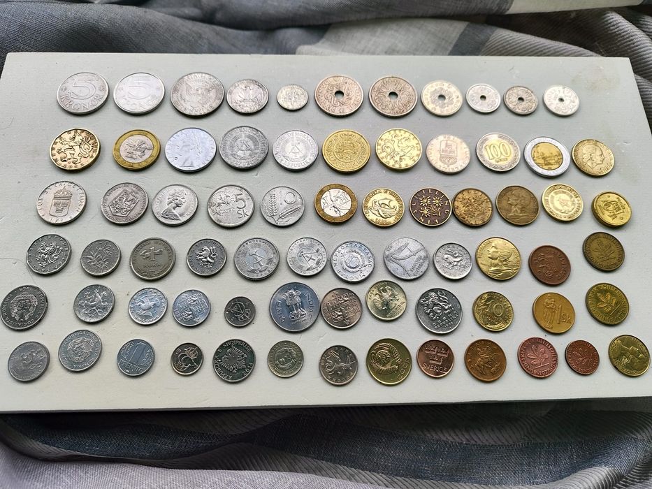 Zestaw monet- cały świat