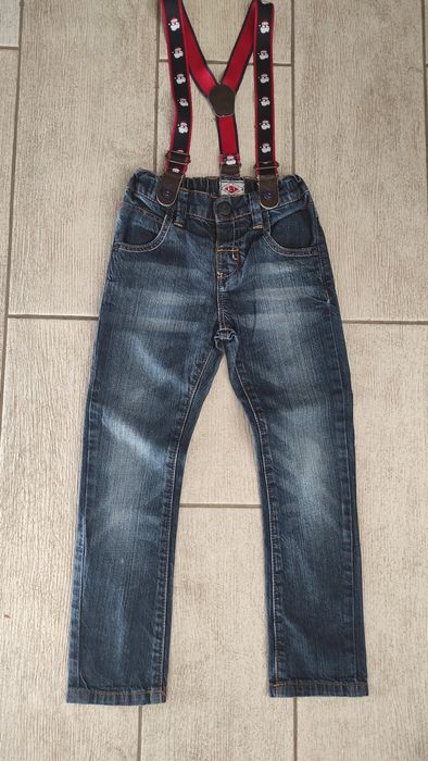 Класичні брюки, джинси