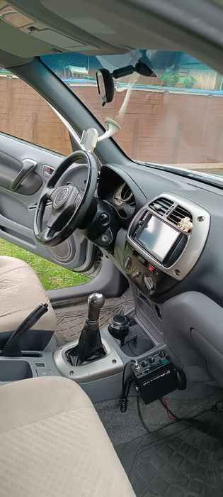 Toyota RAV4 terenowa