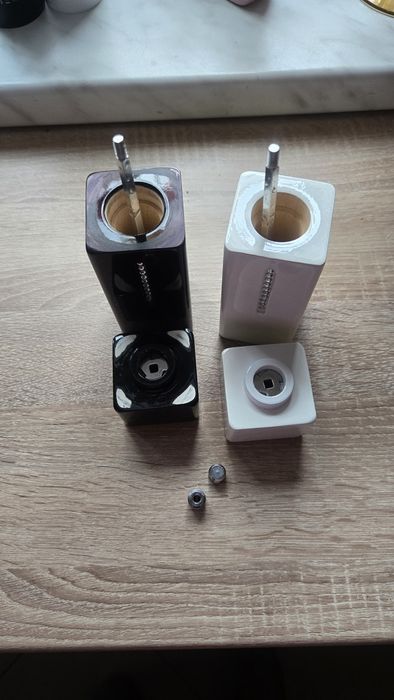 Młynek do soli i pieprz