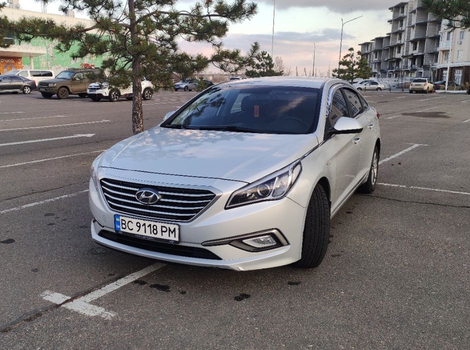 Hyundai sonata lf lpi