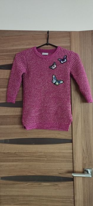 Sweterek firmy Matalan dla dziewczynki 5-letniej.