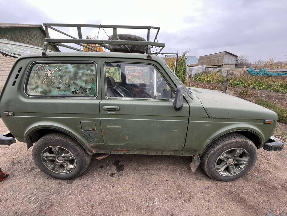 Продам авто нива