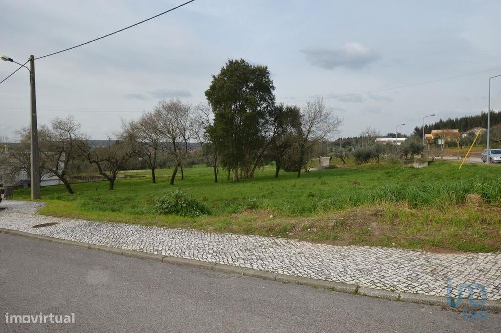 Terreno em Chão de Couce de 773,00 m2