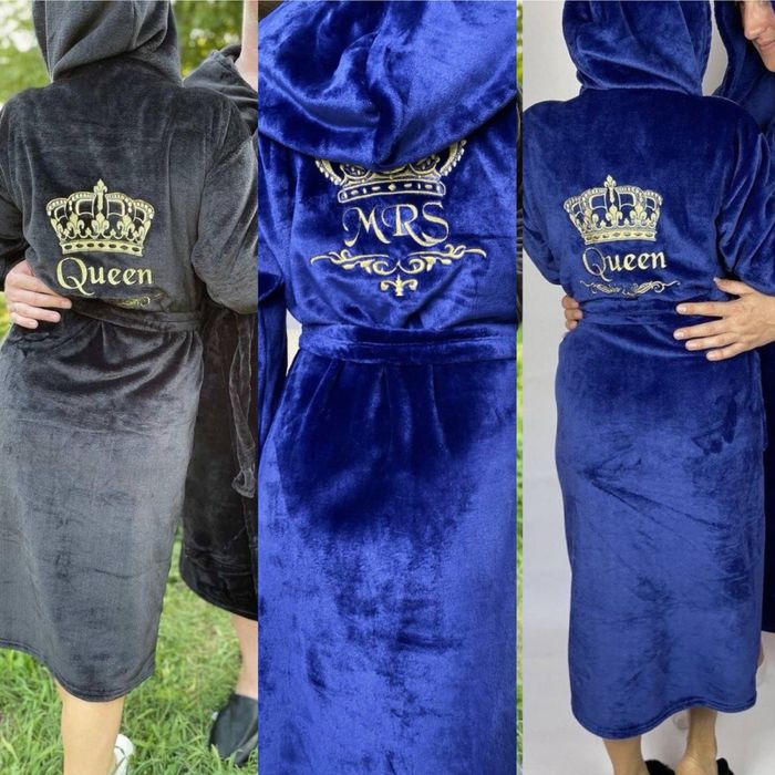 Халат чоловічий махровий з вишивкою