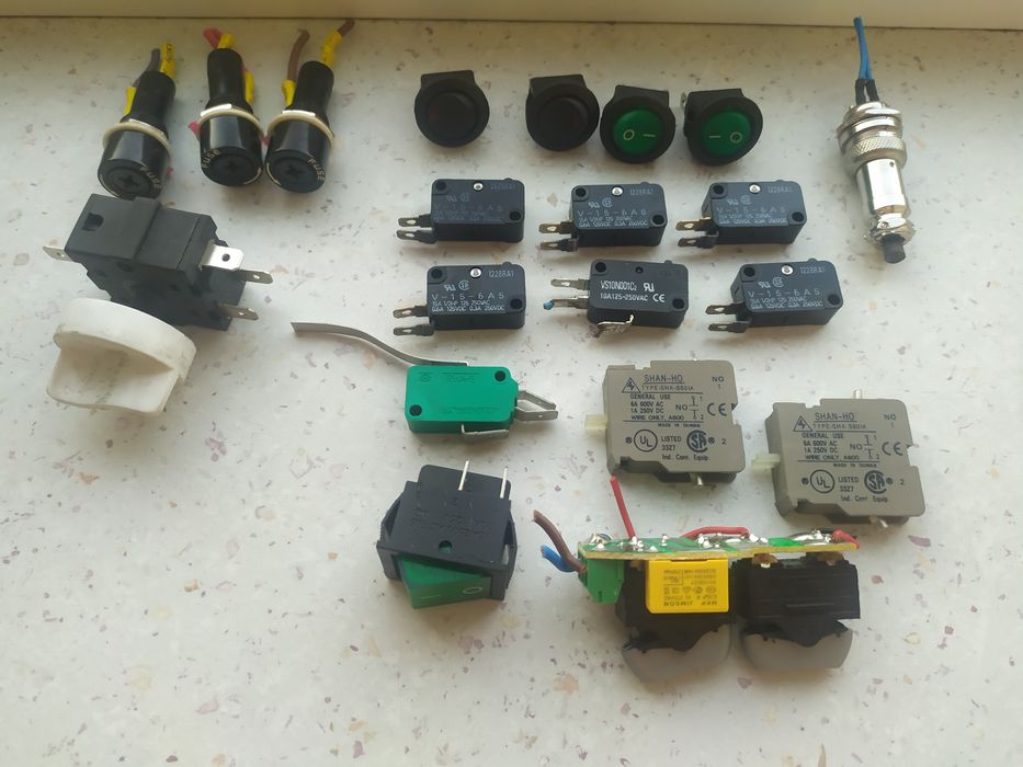 Кнопка вмикання. БУ.