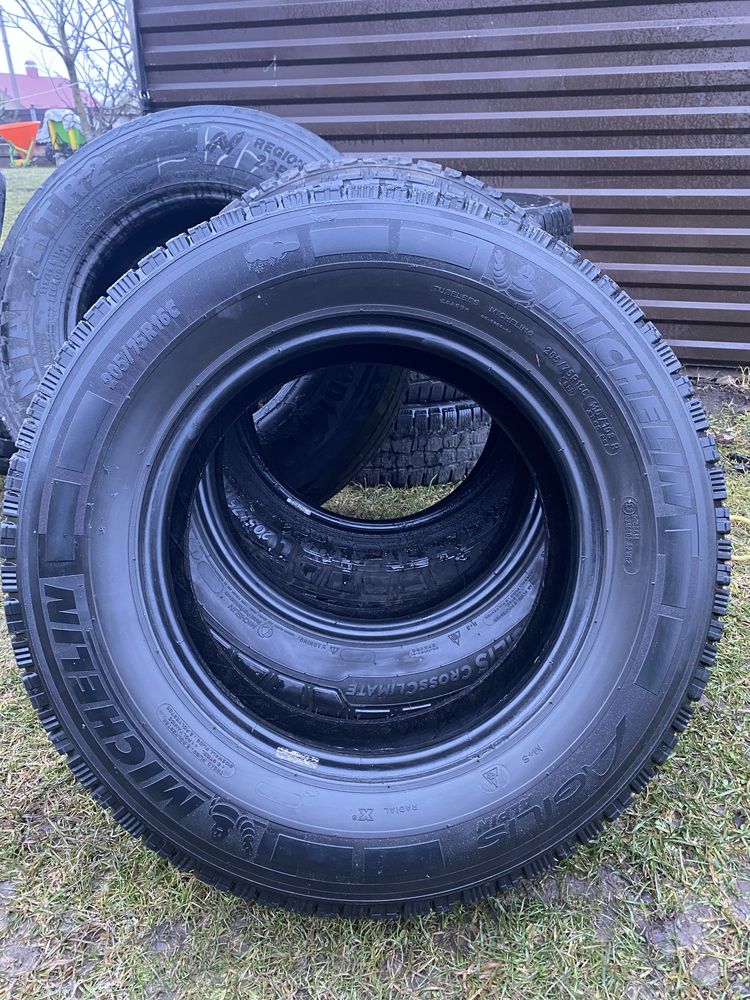 Шини 205/75 r16c
