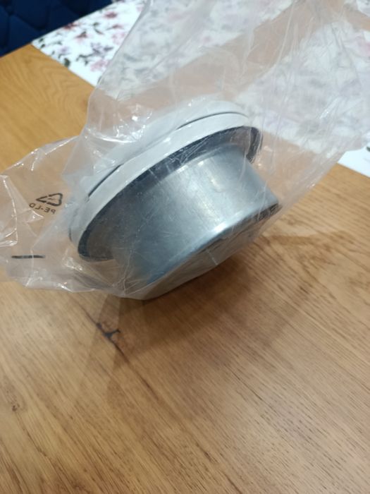 Anemostat nawiewny. Rekuperacja, wentylacja.