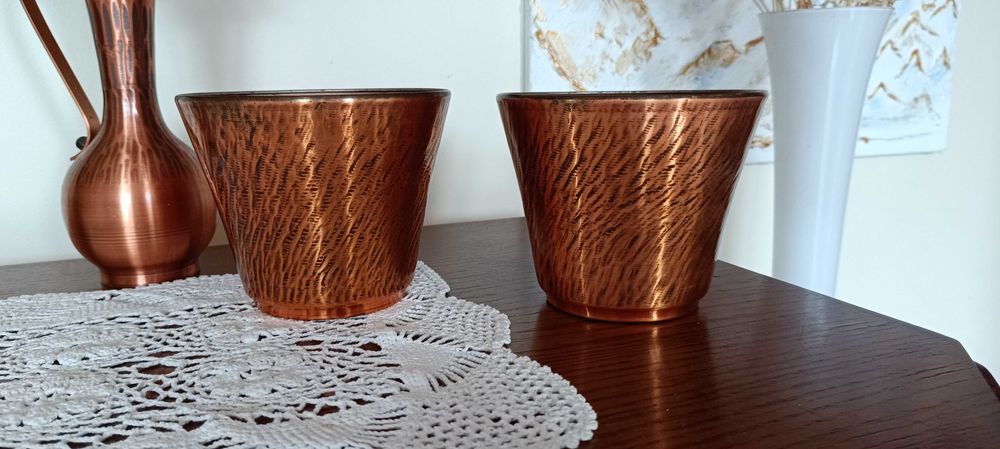 Piękne doniczki miedź szczotkowana