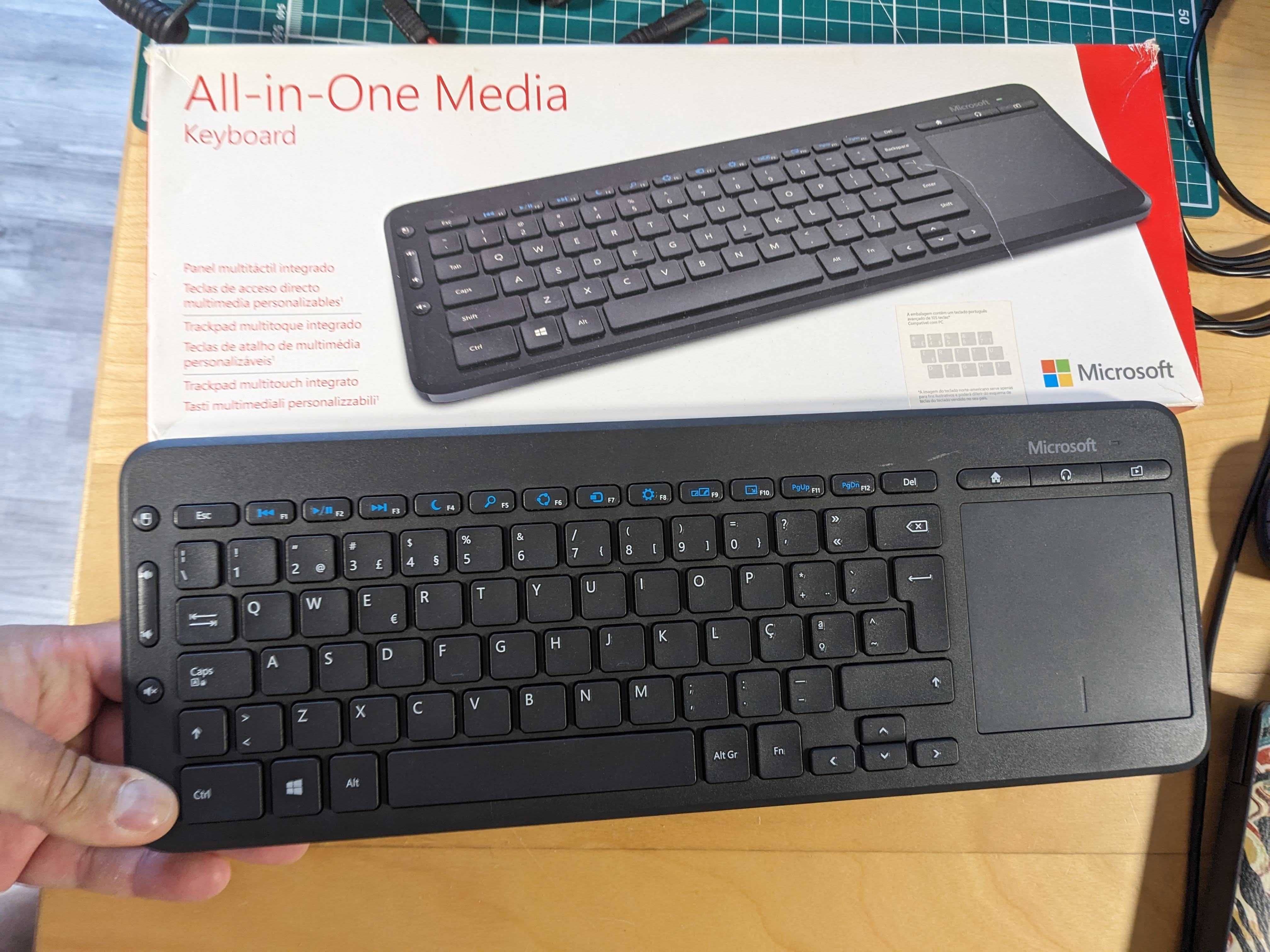 Microsoft All-in-One Media Keyboard