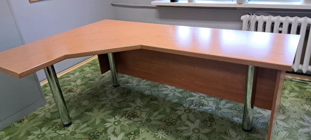 Sprzedam Biurko .
