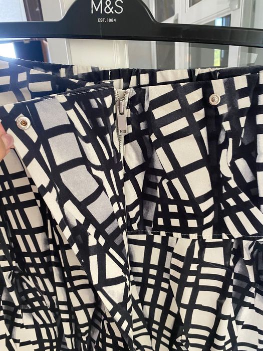 Стильна юбка і лонгслів COS р. 40