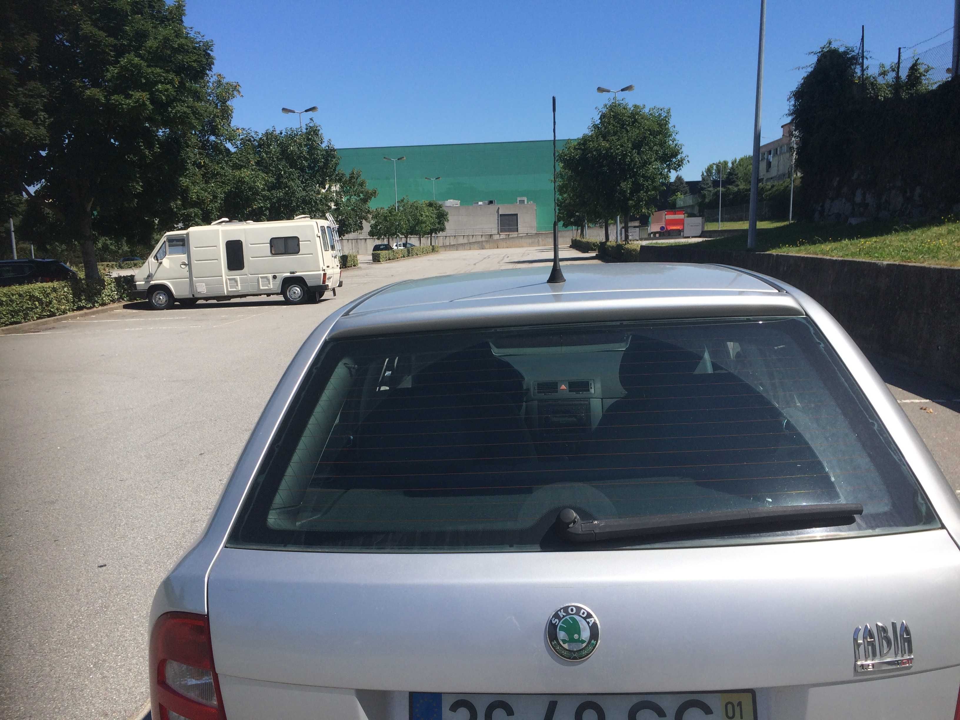 Vende-se SKODA Fabia 1.9 TDI