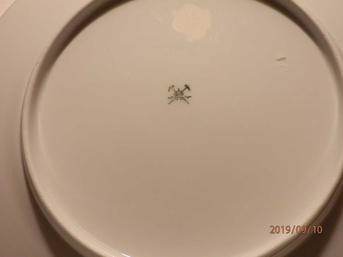 2 stare talerze porcelanowe XIX w. śr. 24 cm