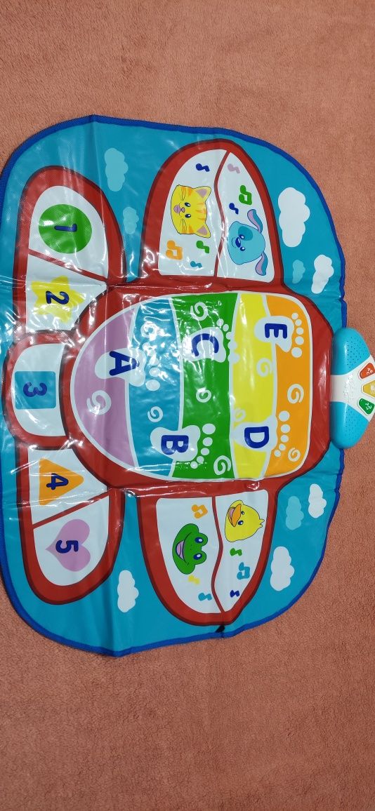 Muzyczna mata edukacyjna Smily Play