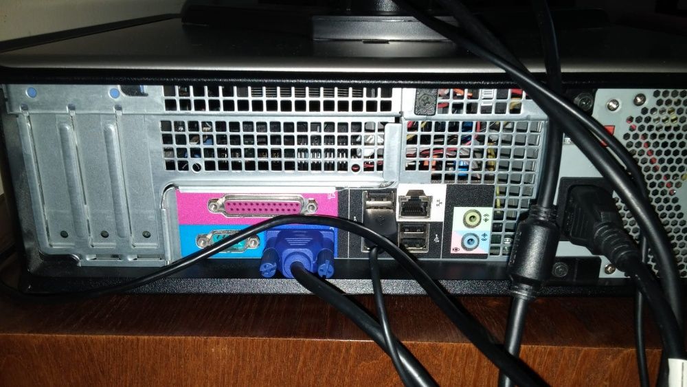 Computador Dell com Monitor,Teclado e Rato