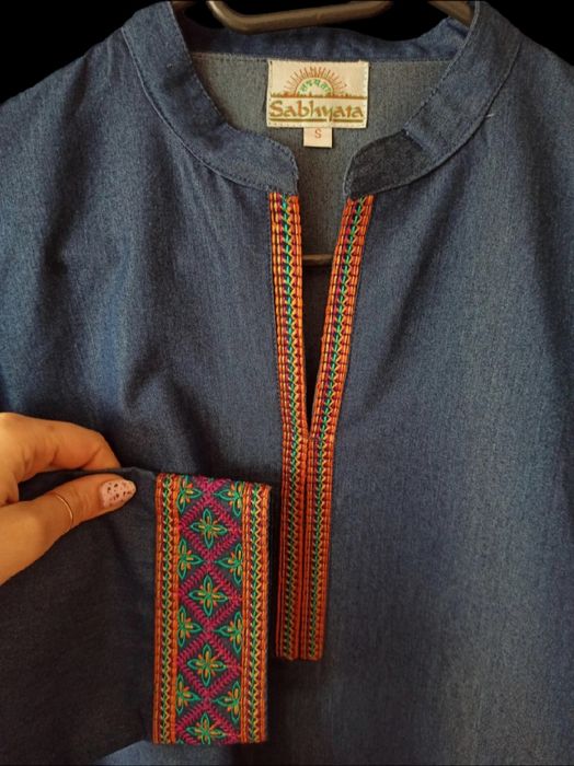 Bluzka tunika ze stójką etno jeans