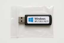 Флешка з Windows XP / 7 / 8.1 / 10 / 11