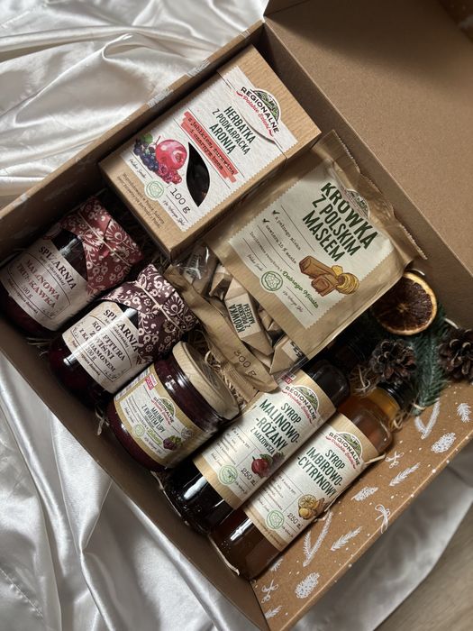 Uniwersalny box swiateczny