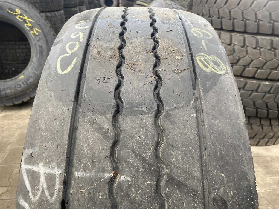 385/65R22.5 Opona SEMPERIT RUNNER T2 6-8mm Naczepa T 2