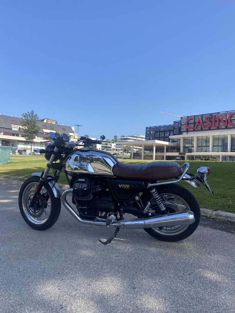 Moto guzzi V7 50th aniversário