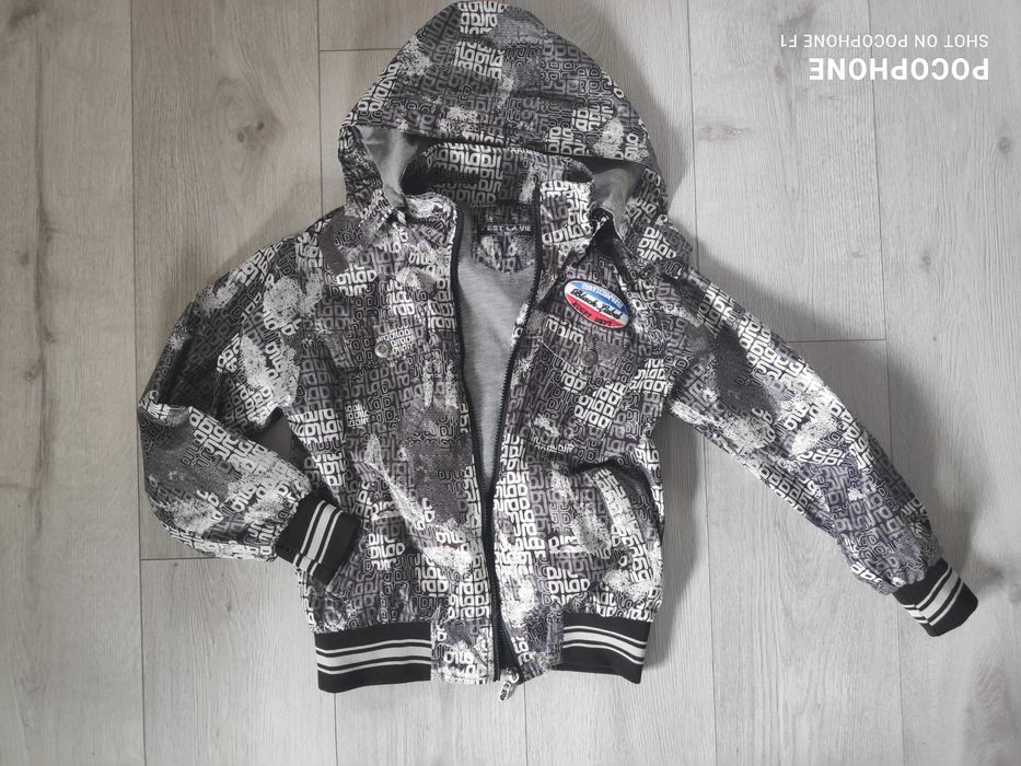 Czarno-biała kurtka bluza C’est la vie, rozmiar 10 lat