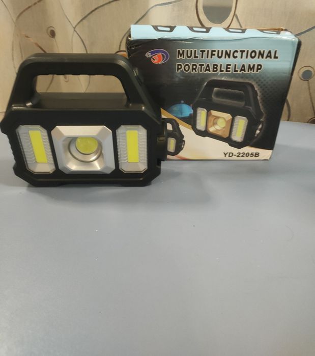 Фонарик павербанк с солнечной батареей