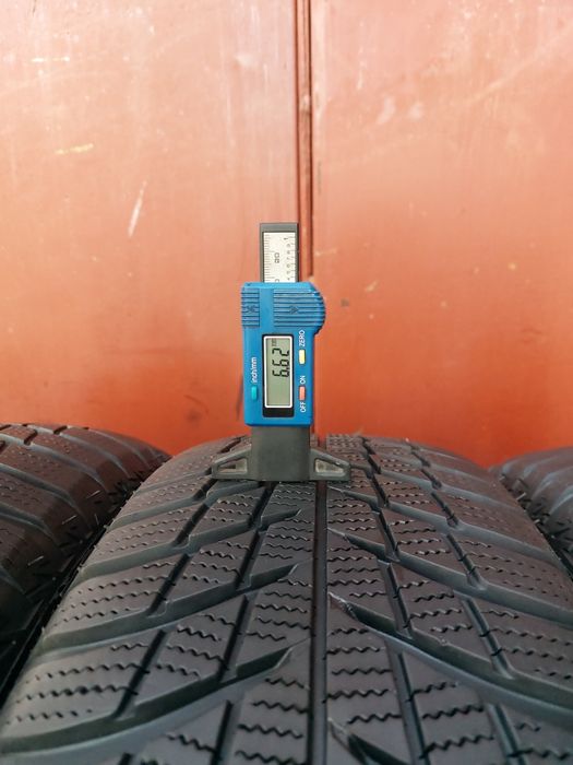 215/65/17 R17 Bridgestone Blizzak LM001 4шт ціна за 1шт зима шини