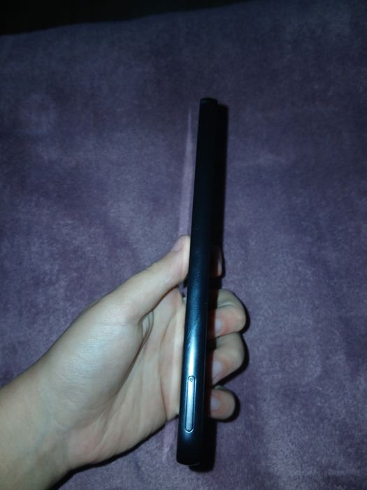 Samsung A05s продам