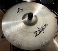 Zildjian A Custom Thin Crash 17” novo