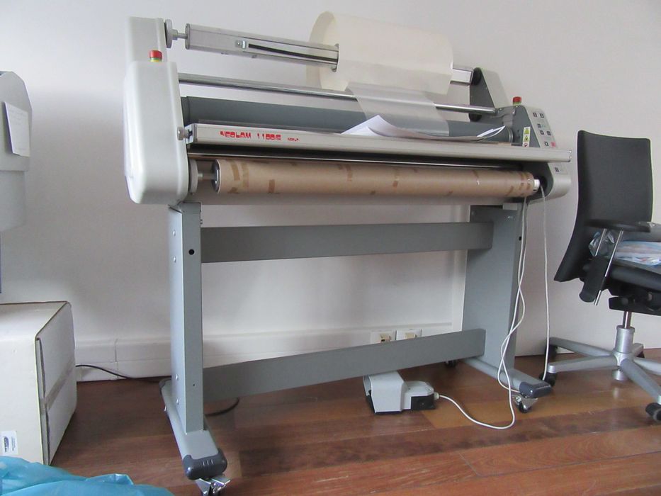 Laminadora Neolt - Neolam 1100/S - grande e pequeno formato