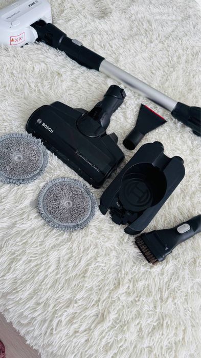 Пылесос Bosch BCS71HYG2 Unlimited 7 ProHygienic Aqua